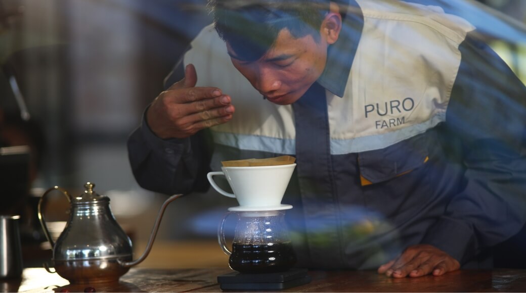 Tận hưởng hương cà phê | Puro Coffee